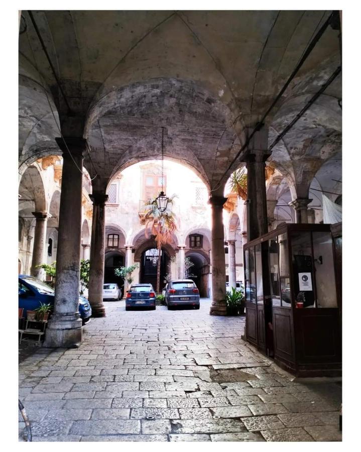 Palazzo Cuto Central Flat Palermo Bagian luar foto